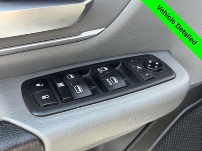 2020 RAM 1500 Big Horn Crew Cab 4x4 5'7' Box