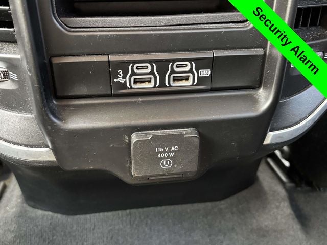 2020 RAM 1500 Big Horn Crew Cab 4x4 5'7' Box