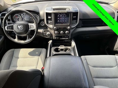 2020 RAM 1500 Big Horn Crew Cab 4x4 5'7' Box