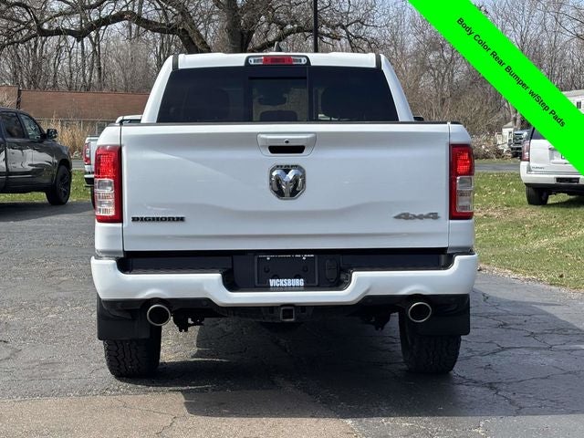 2020 RAM 1500 Big Horn Crew Cab 4x4 5'7' Box