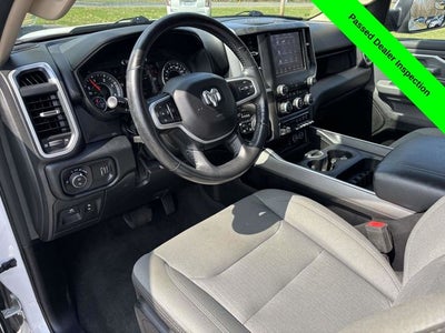 2020 RAM 1500 Big Horn Crew Cab 4x4 5'7' Box
