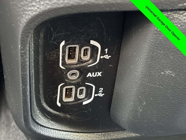 2021 RAM 1500 Big Horn Crew Cab 4x4 5'7' Box