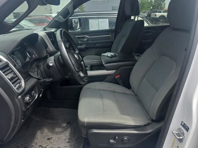 2022 RAM 1500 Big Horn Crew Cab 4x4 5'7' Box