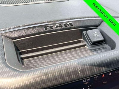 2023 RAM 1500 Big Horn Crew Cab 4x4 5'7' Box