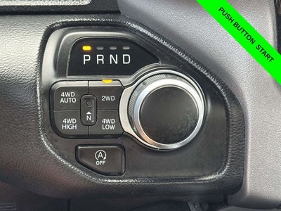 2022 RAM 1500 Big Horn Crew Cab 4x4 5'7' Box