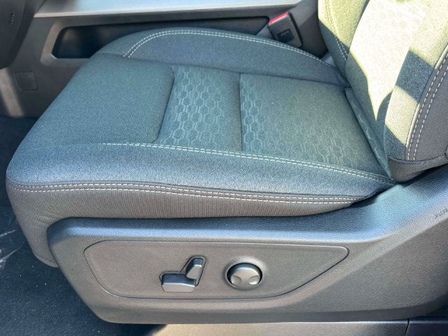 2027 RAM 1500 RAM 1500 BIG HORN CREW CAB 4X4 5'7' BOX