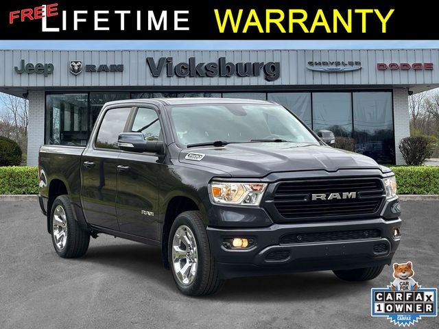 2020 RAM 1500 Big Horn/Lone Star 4x4 Crew Cab 5'7's photo