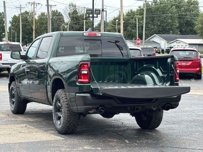 2027 RAM 1500 RAM 1500 WARLOCK CREW CAB 4X4 5'7' BOX