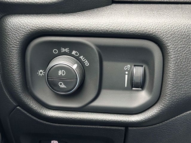 2027 RAM 1500 RAM 1500 WARLOCK CREW CAB 4X4 5'7' BOX