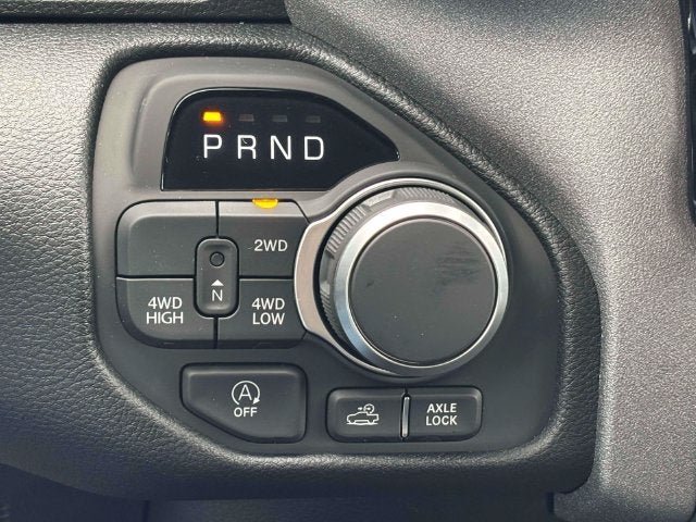 2027 RAM 1500 RAM 1500 WARLOCK CREW CAB 4X4 5'7' BOX