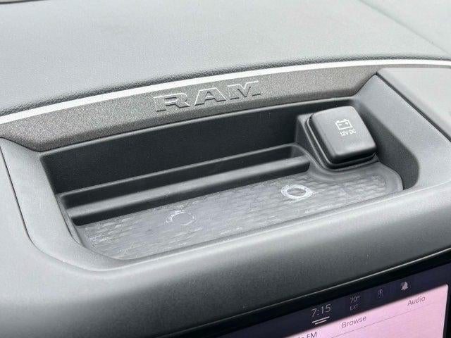 2027 RAM 1500 RAM 1500 WARLOCK CREW CAB 4X4 5'7' BOX