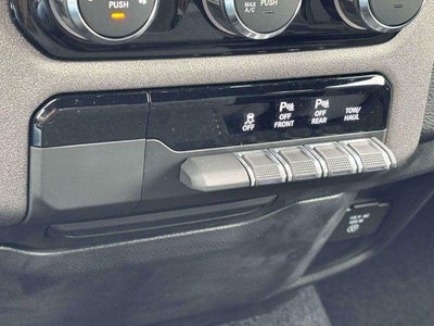 2027 RAM 1500 RAM 1500 WARLOCK CREW CAB 4X4 5'7' BOX