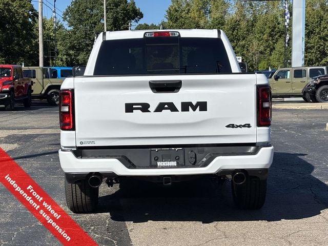 2026 RAM Ram 1500 RAM 1500 EXPRESS CREW CAB 4X4 5'7' BOX