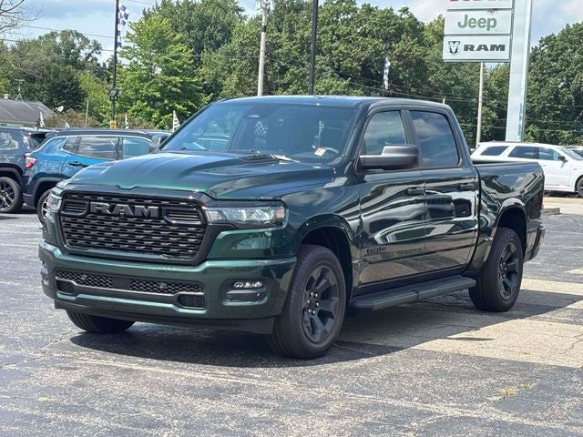 2026 RAM 1500 Express Crew Cab 4x4 5'7' Box