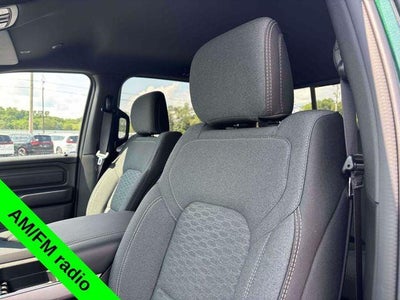 2026 RAM 1500 RAM 1500 EXPRESS CREW CAB 4X4 5'7' BOX