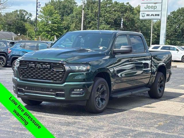 2026 RAM 1500 RAM 1500 EXPRESS CREW CAB 4X4 5'7' BOX