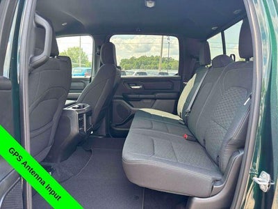 2026 RAM 1500 RAM 1500 EXPRESS CREW CAB 4X4 5'7' BOX