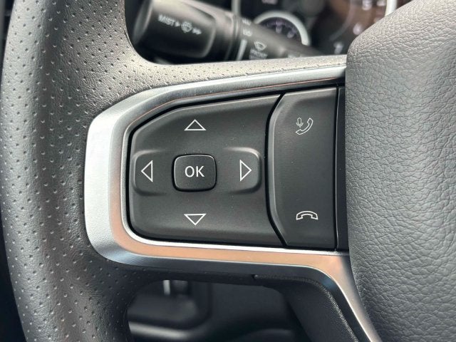 2027 RAM 1500 RAM 1500 EXPRESS CREW CAB 4X4 5'7' BOX
