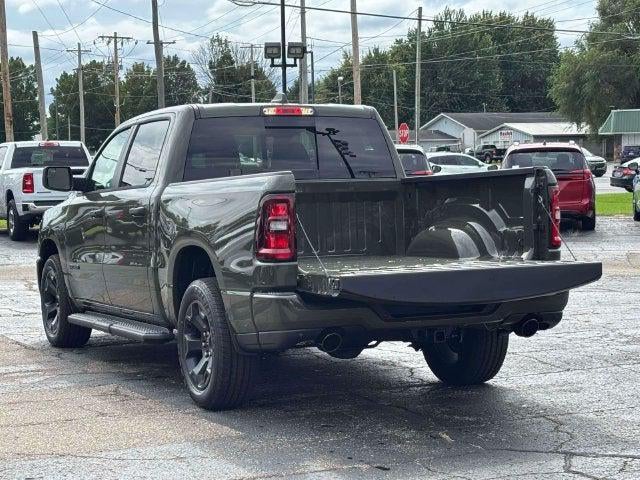 2027 RAM 1500 RAM 1500 EXPRESS CREW CAB 4X4 5'7' BOX