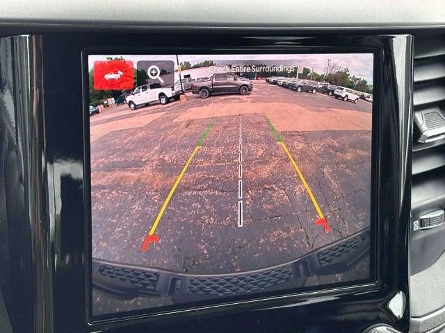 2027 RAM 1500 RAM 1500 EXPRESS CREW CAB 4X4 5'7' BOX