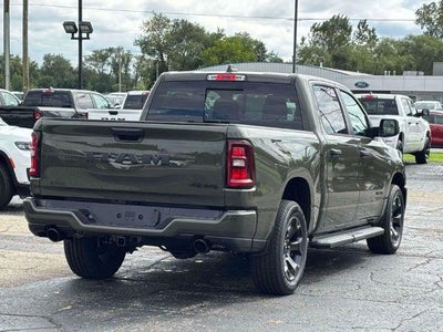 2027 RAM 1500 RAM 1500 EXPRESS CREW CAB 4X4 5'7' BOX