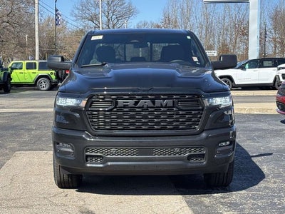 2026 RAM Ram 1500 RAM 1500 EXPRESS CREW CAB 4X4 5'7' BOX