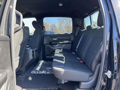 2026 RAM Ram 1500 RAM 1500 EXPRESS CREW CAB 4X4 5'7' BOX