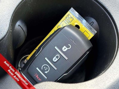 2026 RAM Ram 1500 RAM 1500 EXPRESS CREW CAB 4X4 5'7' BOX