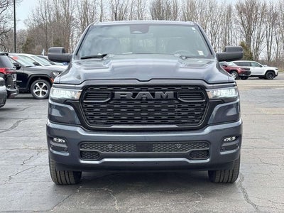 2026 RAM Ram 1500 RAM 1500 EXPRESS CREW CAB 4X4 5'7' BOX
