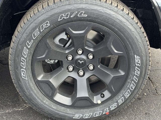 2026 RAM Ram 1500 RAM 1500 EXPRESS CREW CAB 4X4 5'7' BOX