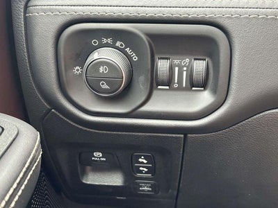 2026 RAM Ram 1500 RAM 1500 LIMITED CREW CAB 4X4 5'7' BOX