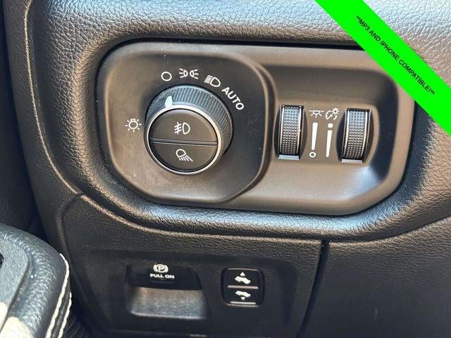 2025 RAM 1500 Laramie Crew Cab 4x4 5'7' Box