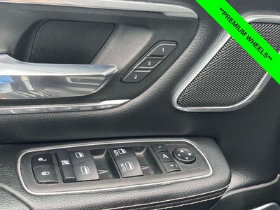 2023 RAM 1500 Laramie Crew Cab 4x4 5'7' Box