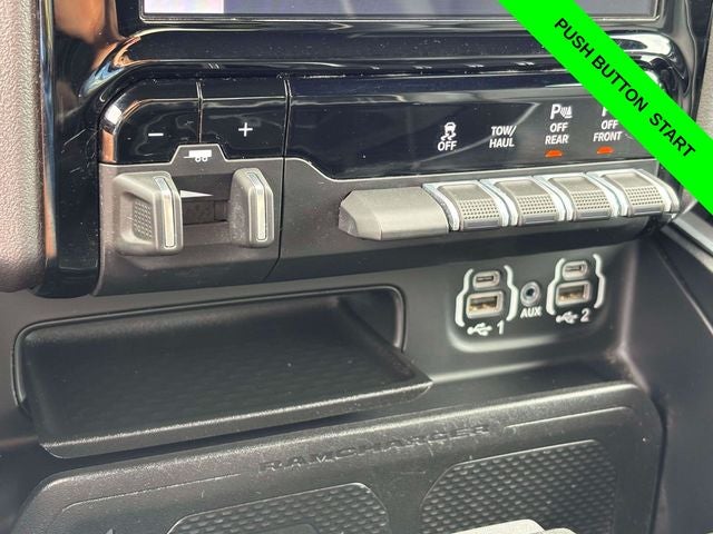 2023 RAM 1500 Laramie Crew Cab 4x4 5'7' Box