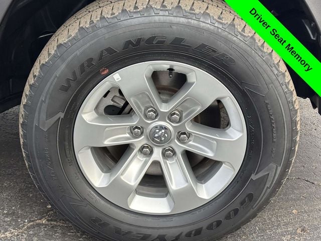 2024 RAM 1500 Laramie Crew Cab 4x4 5'7' Box