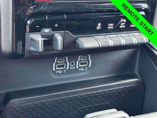 2023 RAM 1500 Laramie Crew Cab 4x4 5'7' Box
