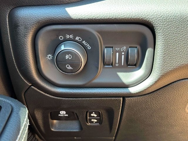2027 RAM 1500 RAM 1500 LARAMIE CREW CAB 4X4 5'7' BOX