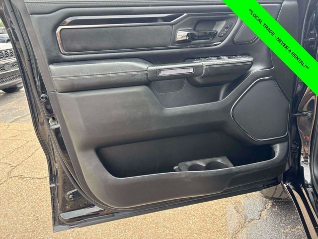 2022 RAM 1500 Laramie Crew Cab 4x4 5'7' Box