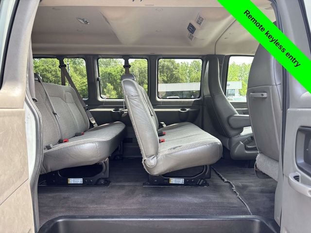 2020 Chevrolet Express Passenger RWD 2500 Regular Wheelbase LT