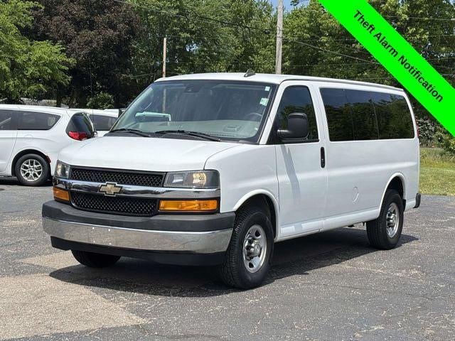 2020 Chevrolet Express Passenger RWD 2500 Regular Wheelbase LT