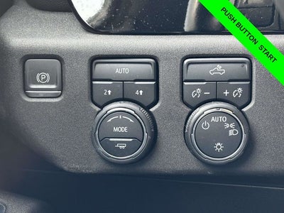 2023 Chevrolet Silverado 1500 4WD Crew Cab Standard Bed LT