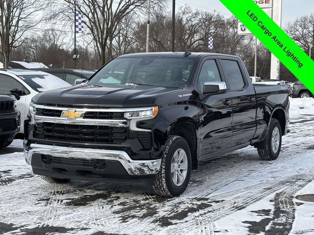 2023 Chevrolet Silverado 1500 4WD Crew Cab Standard Bed LT