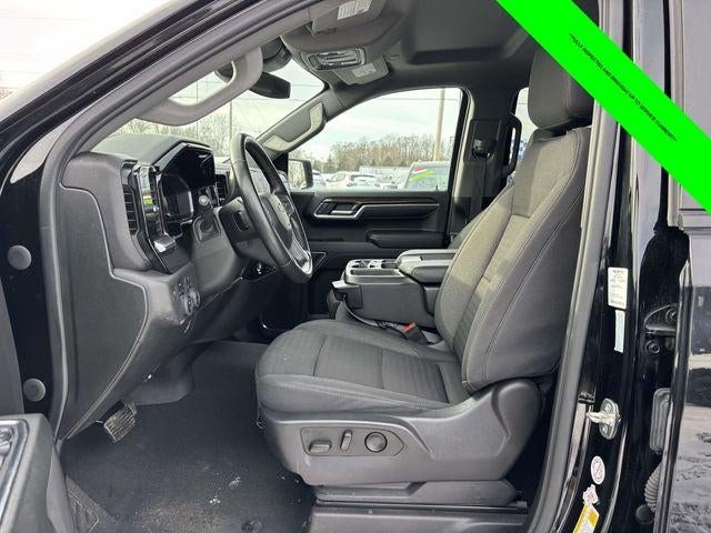 2023 Chevrolet Silverado 1500 4WD Crew Cab Standard Bed LT