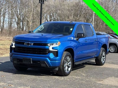 2022 Chevrolet Silverado 1500 4WD Crew Cab Short Bed RST