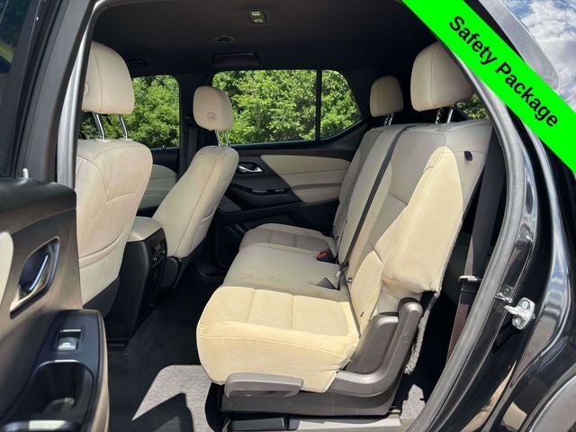 2023 Chevrolet Traverse AWD LS