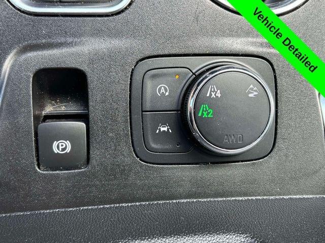 2023 Chevrolet Traverse AWD LS