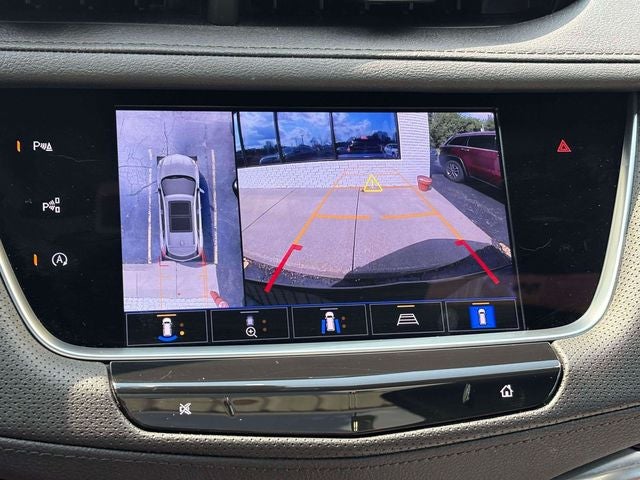 2023 Cadillac XT5 AWD Sport