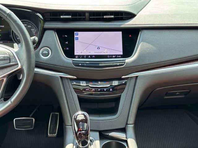 2023 Cadillac XT5 AWD Sport