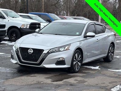 2021 Nissan Altima SV FWD