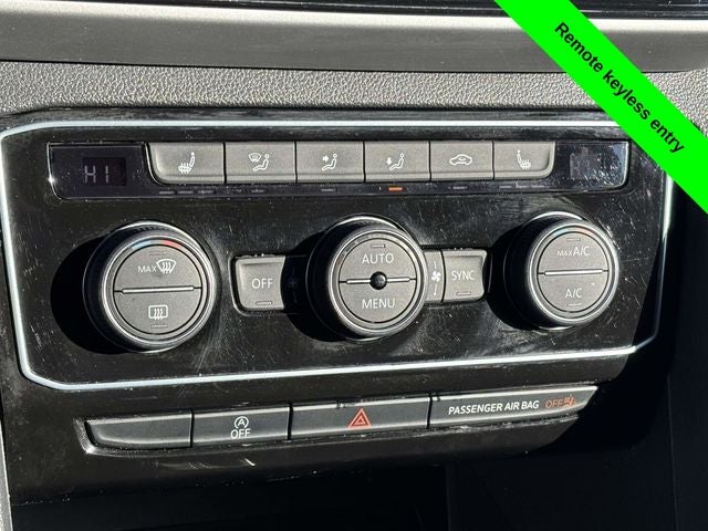 2023 Volkswagen Atlas Cross Sport 2.0T SE w/Technology